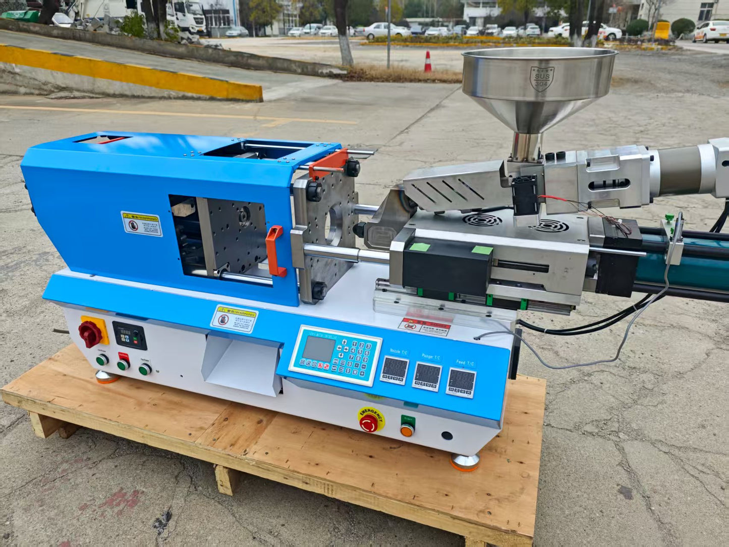 Hydraulic Desktop Injection Molding Machine 16 Tons